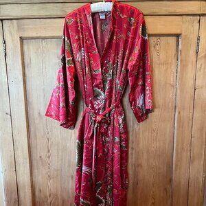 Natori Women's Red Kimono Size M